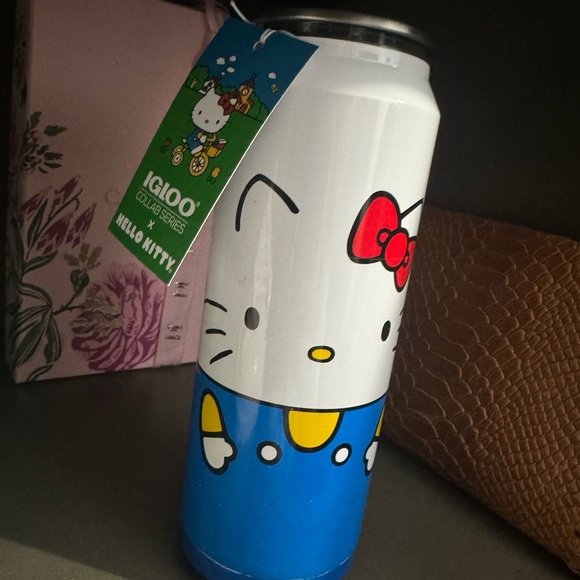 Igloo Other - Igloo hello kitty cup